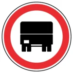 C3b – Trânsito proibido a veículos pesados